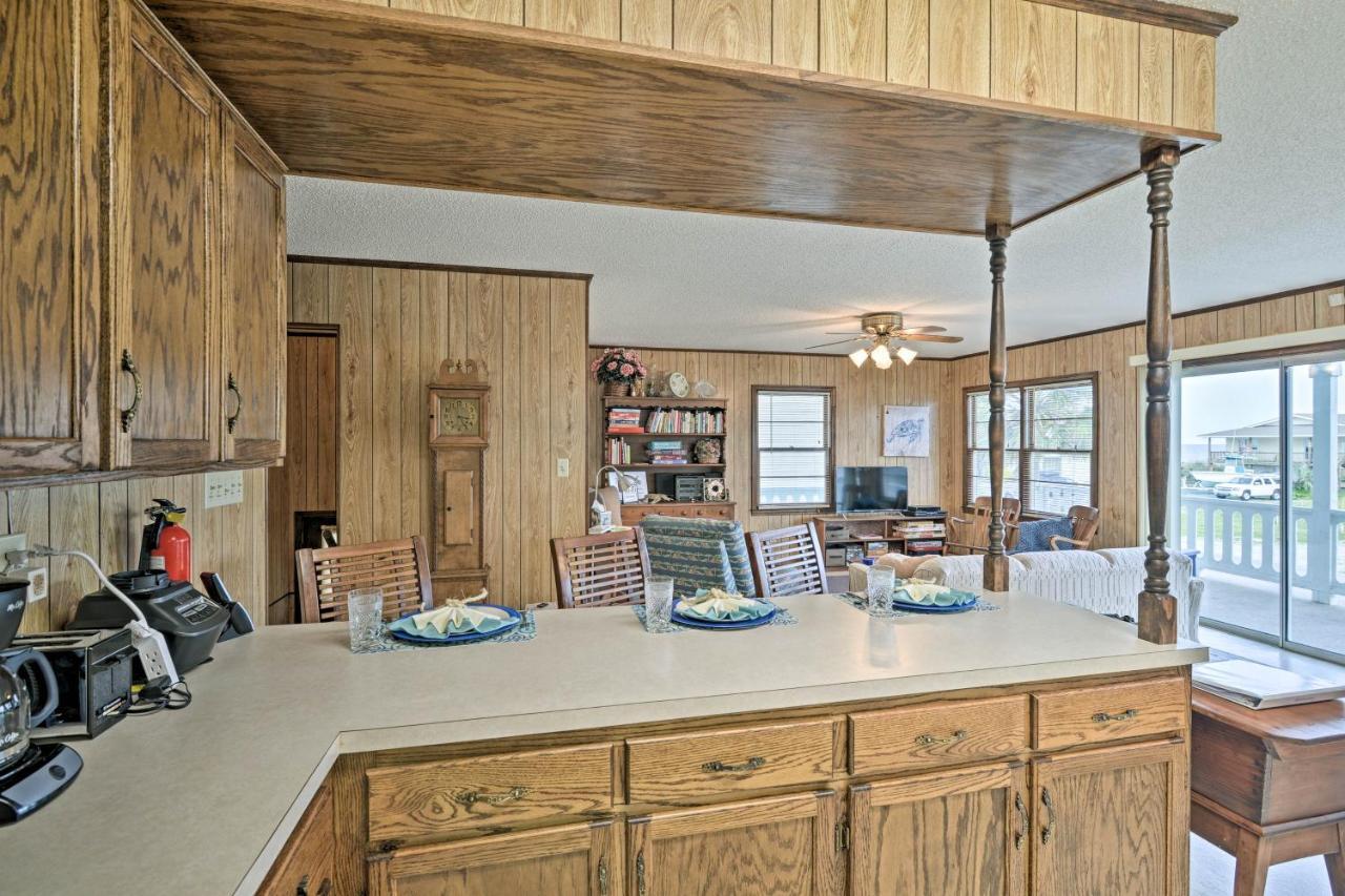 Pet-Friendly Second Row House Steps To Beach! Holden Beach Εξωτερικό φωτογραφία